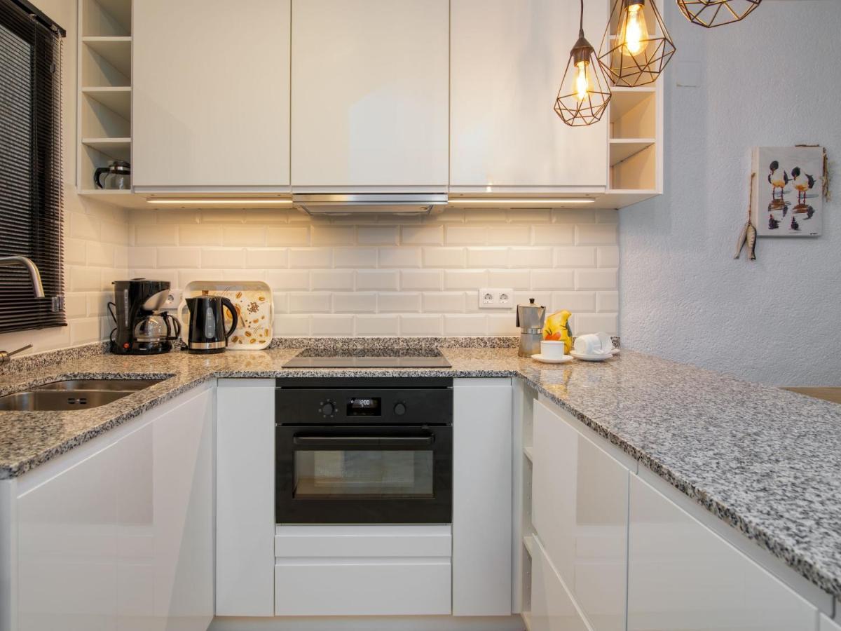Apartment Nueva Playa-1 By Interhome Les Deveses ภายนอก รูปภาพ